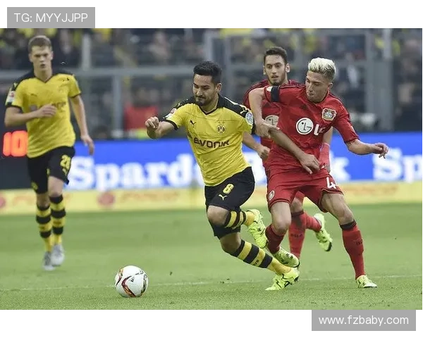 多特蒙德近期表现波动,关键阶段稳定性面临考验,对争冠形势形成影响 多特蒙德近期表现波动,关键阶段稳定性面临考验,对争冠形势形成影响